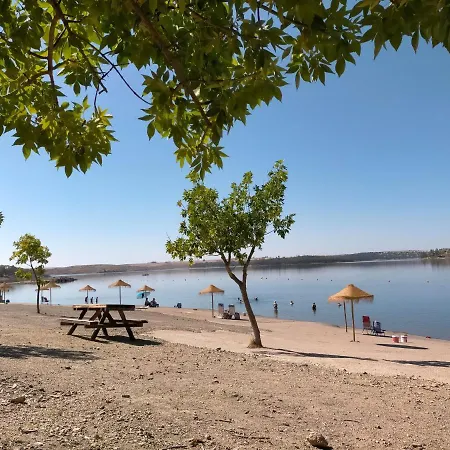 Casa En El Pantano De Orellana Dom wakacyjny Orellana de la Sierra